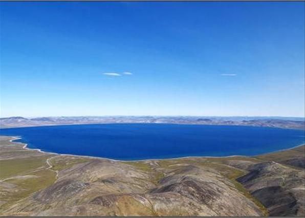 Кратерное озеро Эльгыгытгын